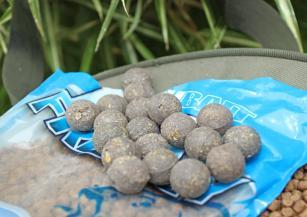 bile colorate - c74d97b01eae257e44aa9d5bade97baffishfrenzyweb007.jpg